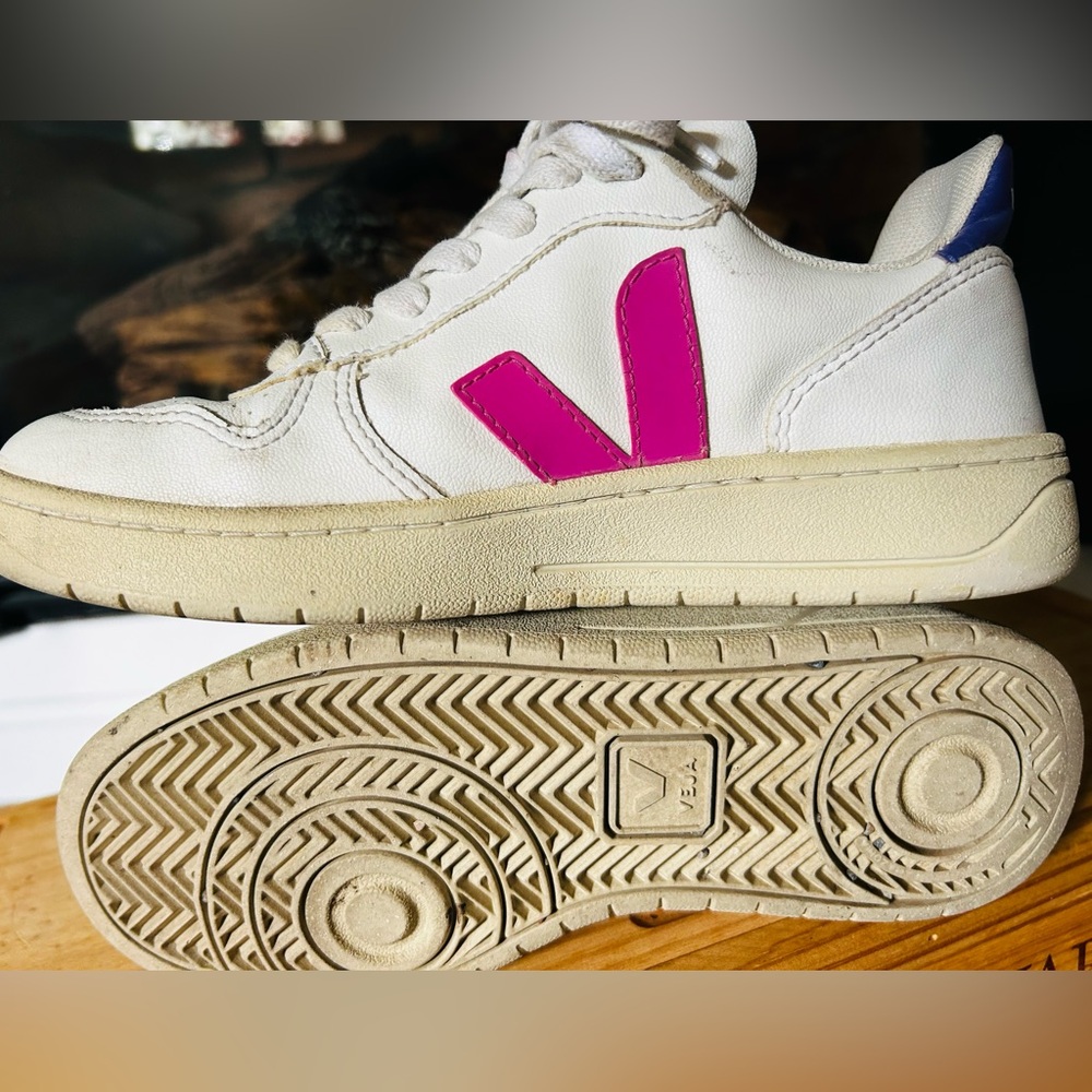 Cute Veja Kids